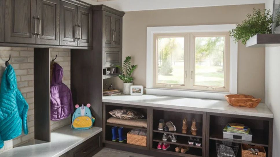 Sliding vs Casement Replacement Windows: Which Fits Your Space